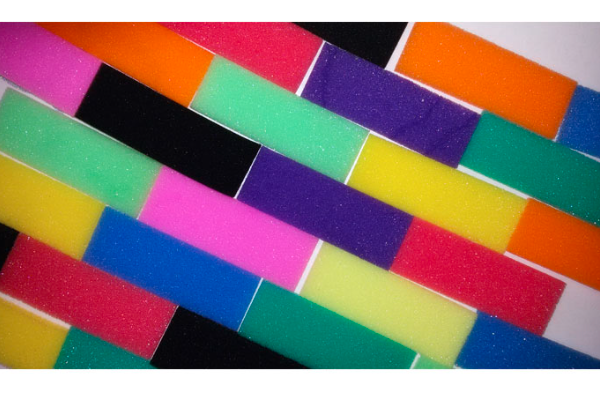 Penerapan pasta warna dalam poliuretan